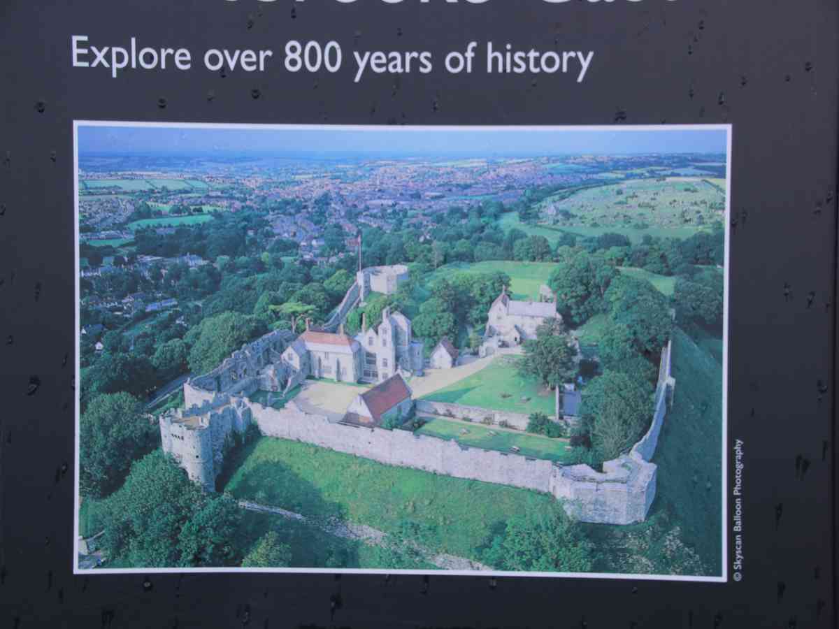 Carisbrooke Castle picture gallery - Aerial view